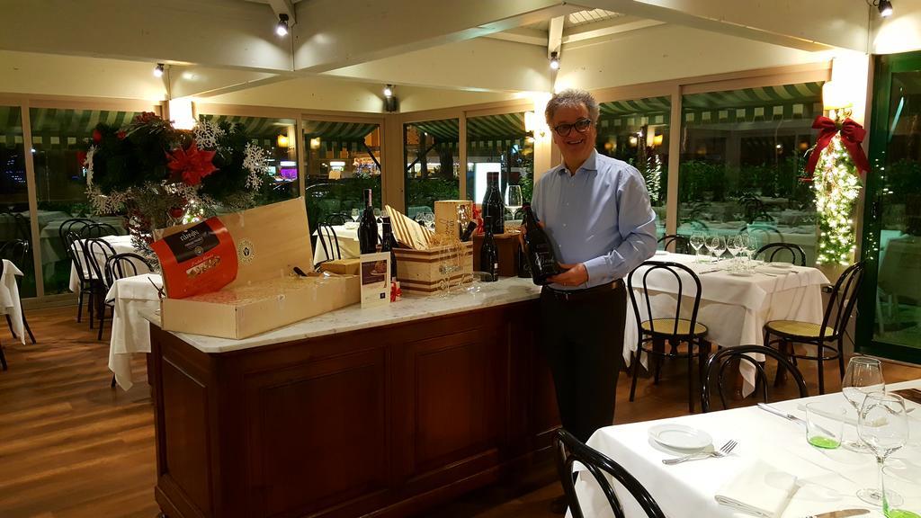 Hotel Augustus Fano Εξωτερικό φωτογραφία